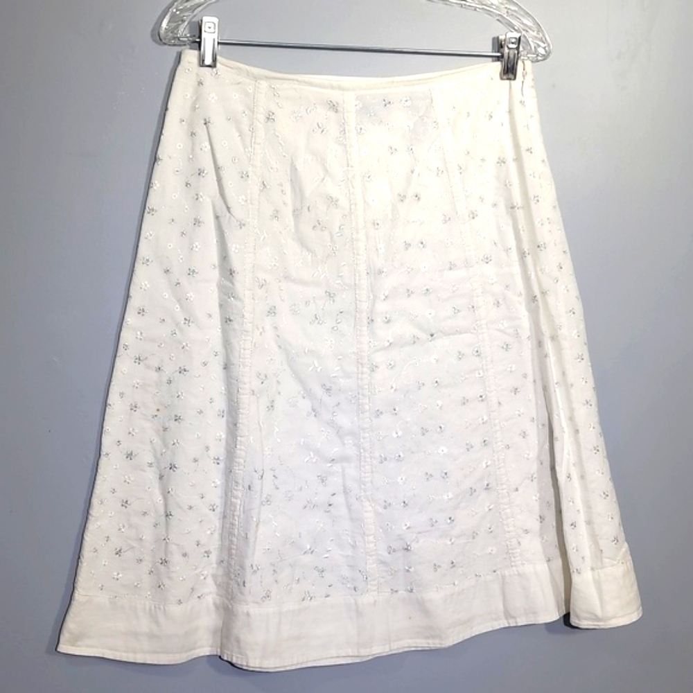 J.H Collectibles Y2K Eyelit Floral Embroidered Lace White Skirt